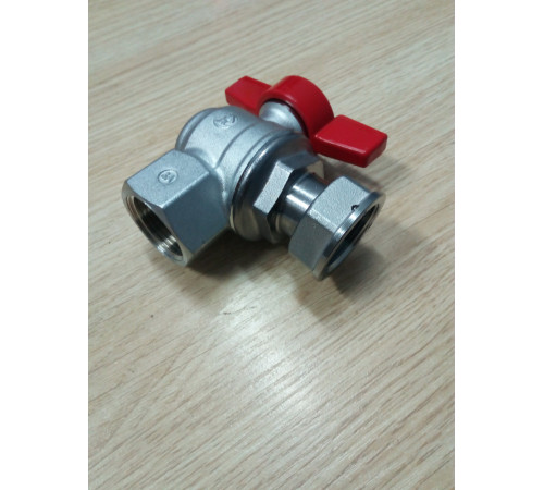 Кульовий кутовий кран Giacomini 3/4"х3/4" рВ-рВ, з накидною гайкою, хромований Кульовий кутовий кран Giacomini 3/4"х3/4" рВ-рВ, з накидною гайкою, хромований