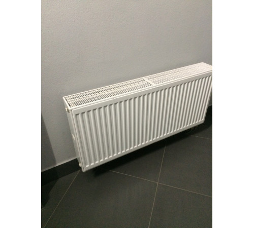 Сталевий радіатор Stelrad 33 Novello 900х400 нижнє підключення Сталевий радіатор Stelrad 33 Novello 900х400 нижнє підключення