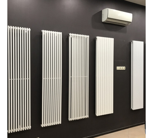 Вертикальный радиатор отопления Betatherm Blende 2 H-2000 мм, L-614 мм RAL9016M